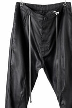 画像をギャラリービューアに読み込む, A.F ARTEFACT CURVED LONG PANTS / LINEN TWILL (BLACK)