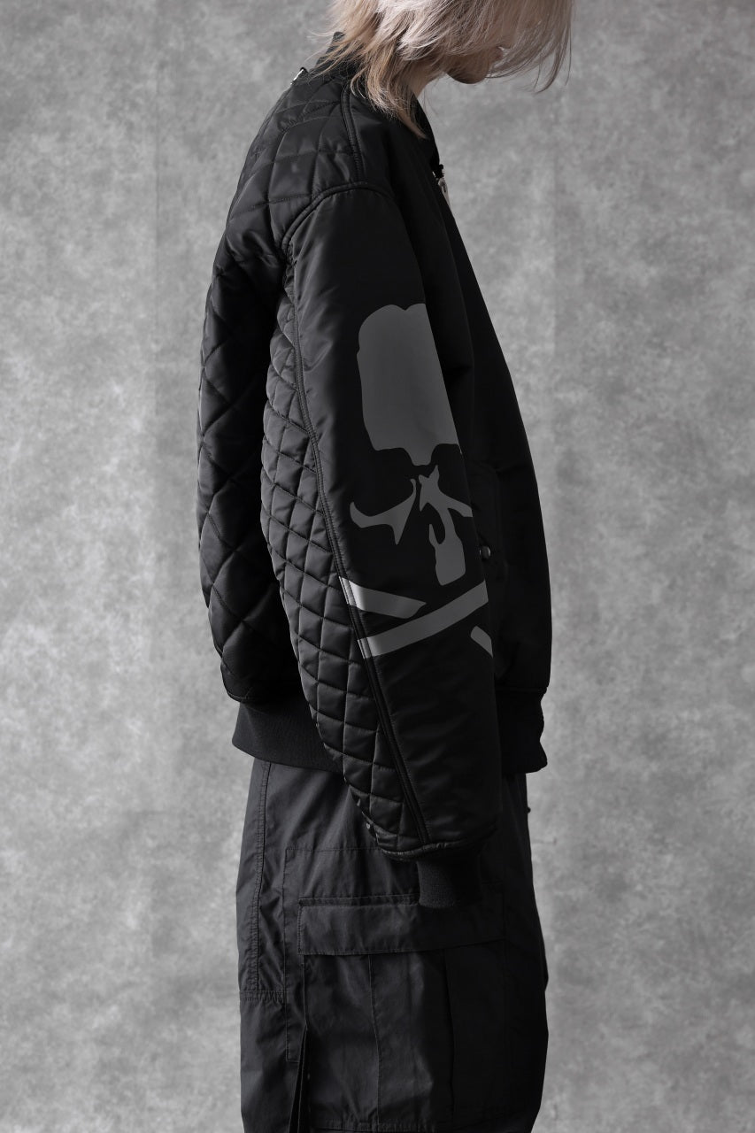 Load image into Gallery viewer, mastermind WORLD x ALPHA INDUSTRIES RIVERSIBLE MA-1 JACKET (BLACK)