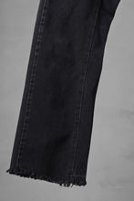 画像をギャラリービューアに読み込む, CHANGES x LOOM exclusive REMAKE REGULAR FIT DENIM PANTS / VINTAGE LEVI’S JEANS (BLACK #D)