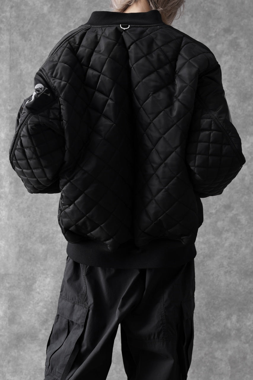 Load image into Gallery viewer, mastermind WORLD x ALPHA INDUSTRIES RIVERSIBLE MA-1 JACKET (BLACK)