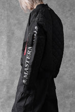 Load image into Gallery viewer, mastermind WORLD x ALPHA INDUSTRIES RIVERSIBLE MA-1 JACKET (BLACK)