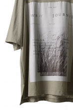 Load image into Gallery viewer, FIRST AID TO THE INJURED "ZAETE" GRAPHIC T-SHIRT (DUSTY GREEN)