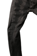 画像をギャラリービューアに読み込む, masnada SLIM GUSSET PANTS / STRETCH MICRO RIP COTTON (CAMO DUST)