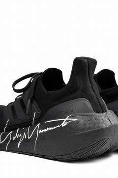 画像をギャラリービューアに読み込む, Y-3 Yohji Yamamoto ULTRABOOST LIGHT  (BLACK x WHITE)