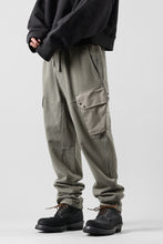 Load image into Gallery viewer, Ten c MULTI POCKET SNAP SWEAT PANTS / GARMENT DYED (ASH GRAY)
