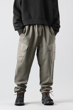 Load image into Gallery viewer, Ten c MULTI POCKET SNAP SWEAT PANTS / GARMENT DYED (ASH GRAY)