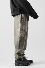 Load image into Gallery viewer, Ten c MULTI POCKET SNAP SWEAT PANTS / GARMENT DYED (ASH GRAY)