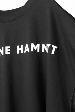 画像をギャラリービューアに読み込む, KATHARINE HAMNETT OVER SIZED FRONT LOGO TEE (BLACK)