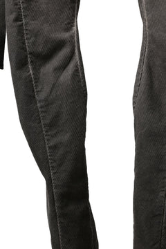 画像をギャラリービューアに読み込む, masnada BAGGY GUSSET POCKET PANTS / STRETCH RELIEF STRIPE COTTON (DUST)