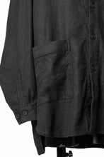 Load image into Gallery viewer, COLINA CARDIGAN SHIRT / SILK & LINEN GABARDINE (BLACK)