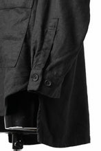 Load image into Gallery viewer, COLINA CARDIGAN SHIRT / SILK & LINEN GABARDINE (BLACK)