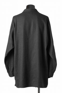 Load image into Gallery viewer, COLINA CARDIGAN SHIRT / SILK & LINEN GABARDINE (BLACK)