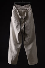 Load image into Gallery viewer, sus-sous trousers dress / C58L42 heavy poplin  (NATURAL)