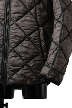 画像をギャラリービューアに読み込む, masnada QUILTED HOOD JACKET / OVER STUFFED PAPER NYLON (DUST)