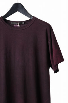 Load image into Gallery viewer, KLASICA HAZE LOOSE FIT HAND DYED TEE (DARK RED)