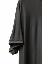 Load image into Gallery viewer, KLASICA BIG T OVER SIZED POCKET TEE / BRETHABLE  WOOL REBIRTH JERSEY (MOSS)