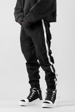 画像をギャラリービューアに読み込む, thom/krom SIDE LINE JOGGER PANTS / ELASTIC VISCOSE NYLON (BLACK)