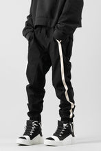 画像をギャラリービューアに読み込む, thom/krom SIDE LINE JOGGER PANTS / ELASTIC VISCOSE NYLON (BLACK)