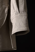 Load image into Gallery viewer, sus-sous sleeping shirt / W50CA5L23C22 latine washer (SAND)