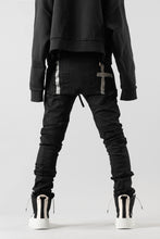 画像をギャラリービューアに読み込む, BORIS BIDJAN SABERI TIGHT FIT PANTS / OBJECT DYED & SEAM TAPED "P13.TF-F1939" (BLACK)