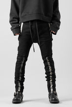 画像をギャラリービューアに読み込む, BORIS BIDJAN SABERI SLIM FIT PANTS / OBJECT DYED & SEAM TAPED "P11-F1939" (BLACK)