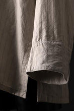 Load image into Gallery viewer, sus-sous working shirt / C53L47 dobby stripe washer (SILVER GRAY)