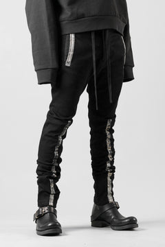 画像をギャラリービューアに読み込む, BORIS BIDJAN SABERI SLIM FIT PANTS / OBJECT DYED & SEAM TAPED "P11-F1939" (BLACK)