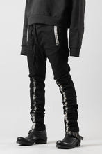 画像をギャラリービューアに読み込む, BORIS BIDJAN SABERI SLIM FIT PANTS / OBJECT DYED & SEAM TAPED "P11-F1939" (BLACK)