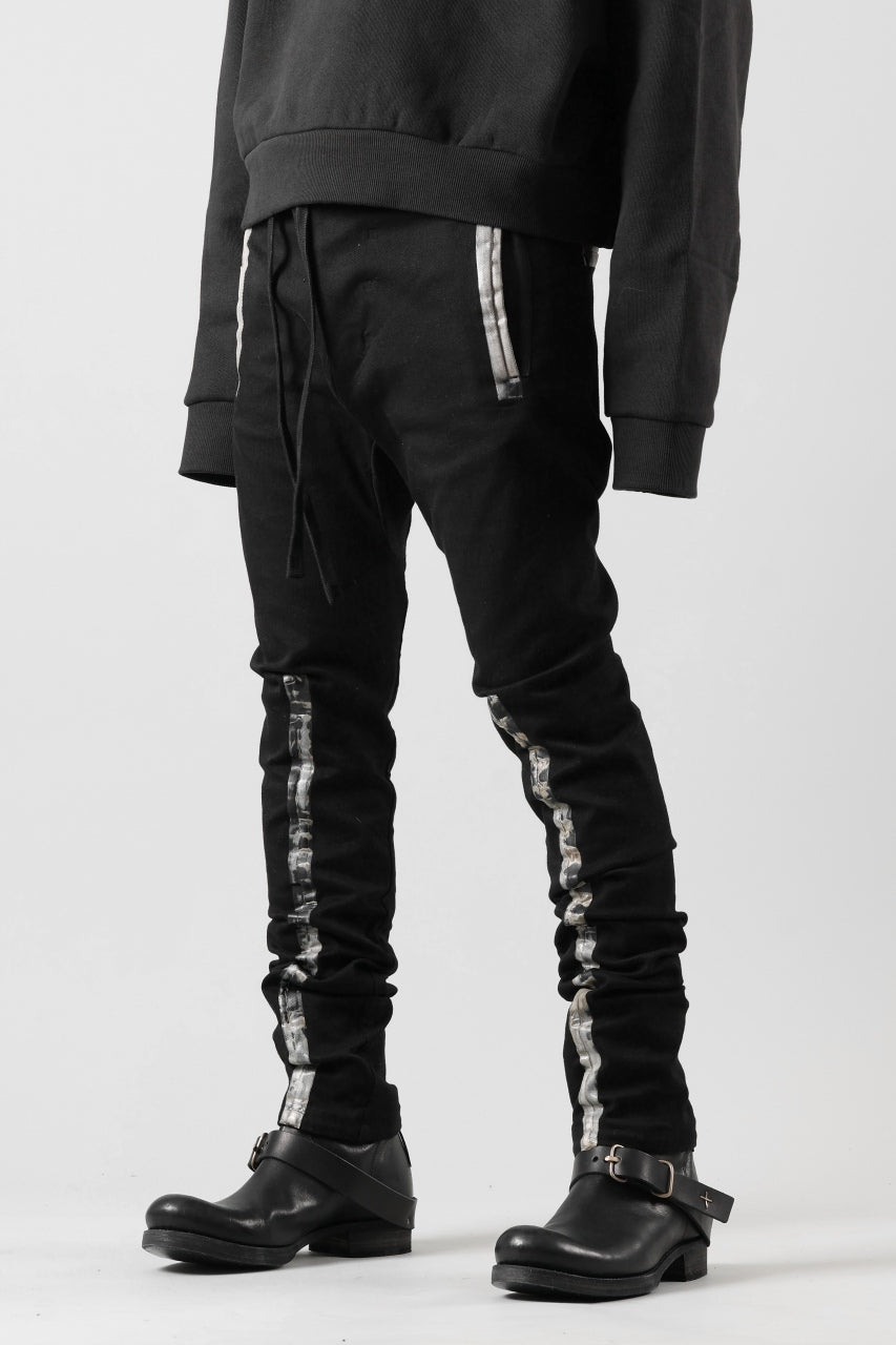 画像をギャラリービューアに読み込む, BORIS BIDJAN SABERI SLIM FIT PANTS / OBJECT DYED & SEAM TAPED "P11-F1939" (BLACK)