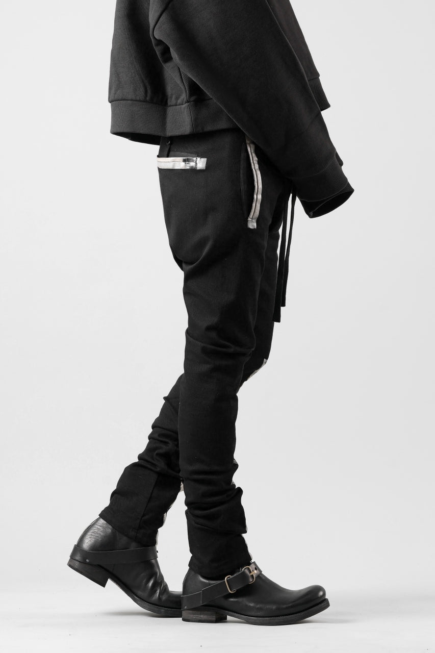 画像をギャラリービューアに読み込む, BORIS BIDJAN SABERI SLIM FIT PANTS / OBJECT DYED & SEAM TAPED "P11-F1939" (BLACK)