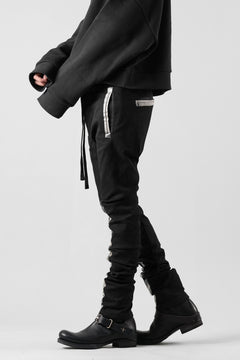 画像をギャラリービューアに読み込む, BORIS BIDJAN SABERI SLIM FIT PANTS / OBJECT DYED & SEAM TAPED "P11-F1939" (BLACK)