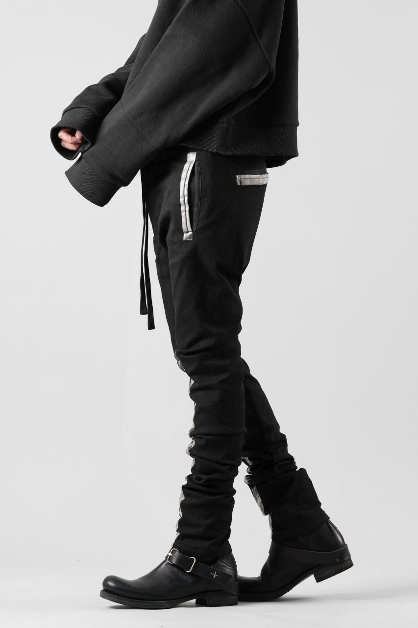 画像をギャラリービューアに読み込む, BORIS BIDJAN SABERI SLIM FIT PANTS / OBJECT DYED & SEAM TAPED "P11-F1939" (BLACK)
