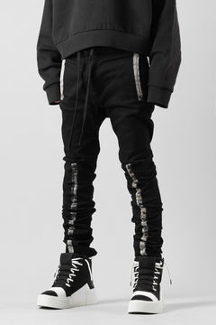画像をギャラリービューアに読み込む, BORIS BIDJAN SABERI SLIM FIT PANTS / OBJECT DYED & SEAM TAPED "P11-F1939" (BLACK)
