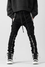 画像をギャラリービューアに読み込む, BORIS BIDJAN SABERI SLIM FIT PANTS / OBJECT DYED & SEAM TAPED "P11-F1939" (BLACK)
