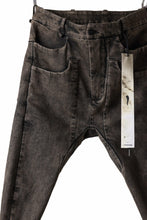 画像をギャラリービューアに読み込む, masnada LAYERED POCKET SLIM JEANS / STRETCH DENIM (BLACK CLAY)