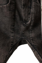 画像をギャラリービューアに読み込む, masnada LAYERED POCKET SLIM JEANS / STRETCH DENIM (BLACK CLAY)