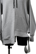画像をギャラリービューアに読み込む, A.F ARTEFACT ASYMMETRY LOOP HEM SWEAT HOODIE (HEATHER GREY)