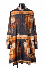 Load image into Gallery viewer, KLASICA SH-042 (Ys ver.) EXTRA LONG AND WIDE SHIRTS COAT / PHOTO PRINT (RANDOM PRINT)