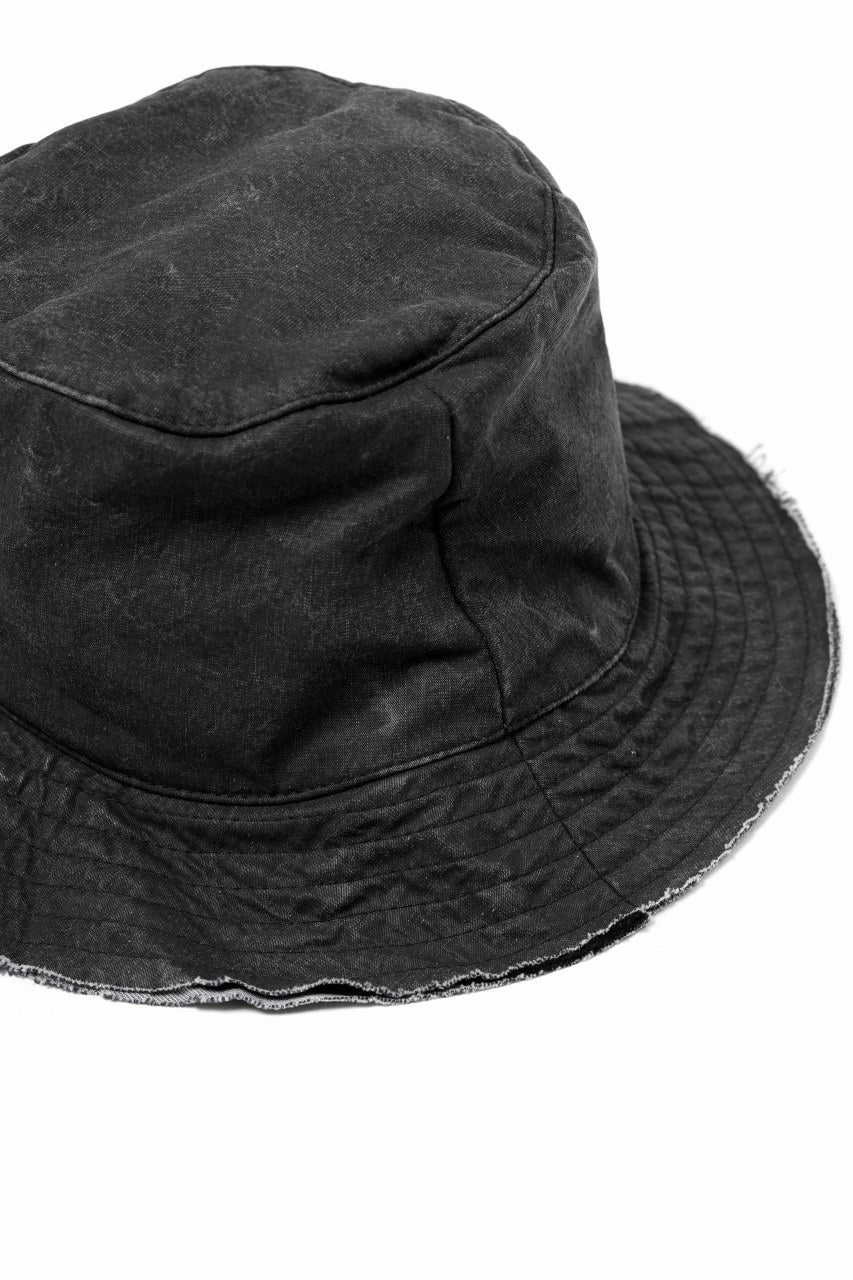 Load image into Gallery viewer, daub SOFT BUCKET HAT / RESIN COATED LIGHT TWILL COTTON (DARK GREY)