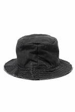 Load image into Gallery viewer, daub SOFT BUCKET HAT / RESIN COATED LIGHT TWILL COTTON (DARK GREY)