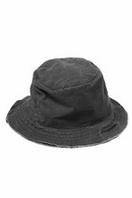 Load image into Gallery viewer, daub SOFT BUCKET HAT / RESIN COATED LIGHT TWILL COTTON (DARK GREY)