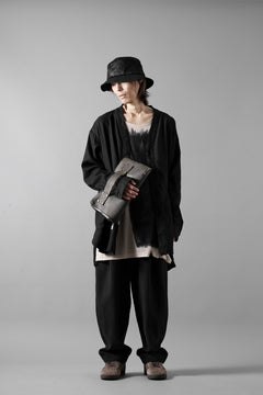 Load image into Gallery viewer, COLINA CARDIGAN SHIRT / SILK & LINEN GABARDINE (BLACK)