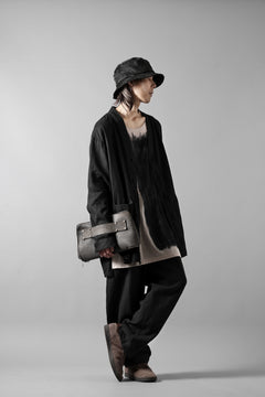 Load image into Gallery viewer, COLINA CARDIGAN SHIRT / SILK & LINEN GABARDINE (BLACK)