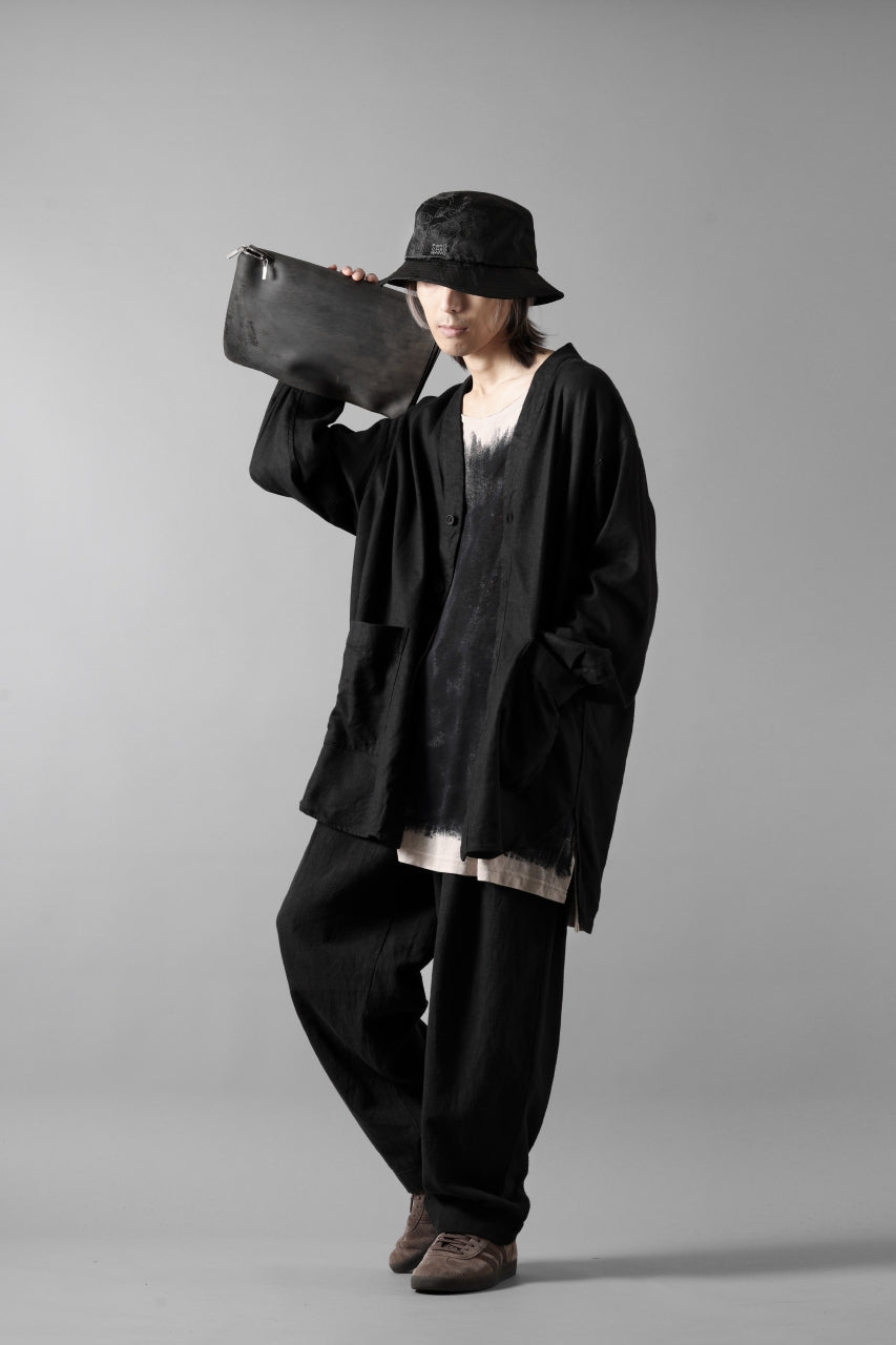 Load image into Gallery viewer, COLINA CARDIGAN SHIRT / SILK & LINEN GABARDINE (BLACK)