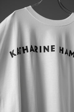 画像をギャラリービューアに読み込む, KATHARINE HAMNETT OVER SIZED FRONT LOGO TEE (WHITE)