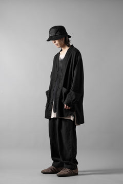 Load image into Gallery viewer, COLINA CARDIGAN SHIRT / SILK & LINEN GABARDINE (BLACK)