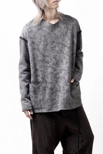 Load image into Gallery viewer, KLASICA ASLEEP LOOSE PULL OVER / GRAINY PRINT BACK SIDE FLEECE (GREIGE)