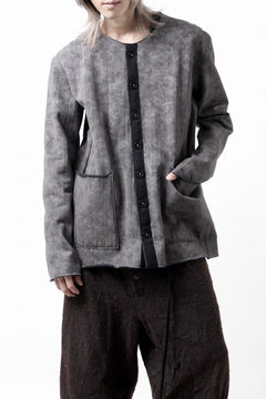 Load image into Gallery viewer, KLASICA BLACK CAT CREW NECK CARDIGAN / GRAINY PRINT BACK SIDE FLEECE (GREIGE)