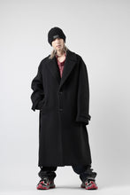 画像をギャラリービューアに読み込む, Juun.J Over Fit Knit Paneled Long Single Coat (BLACK)