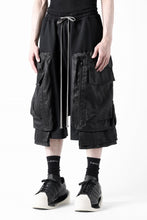 画像をギャラリービューアに読み込む, A.F ARTEFACT COMBINED DROPCROTCH CARGO SHORTS (BLACK)